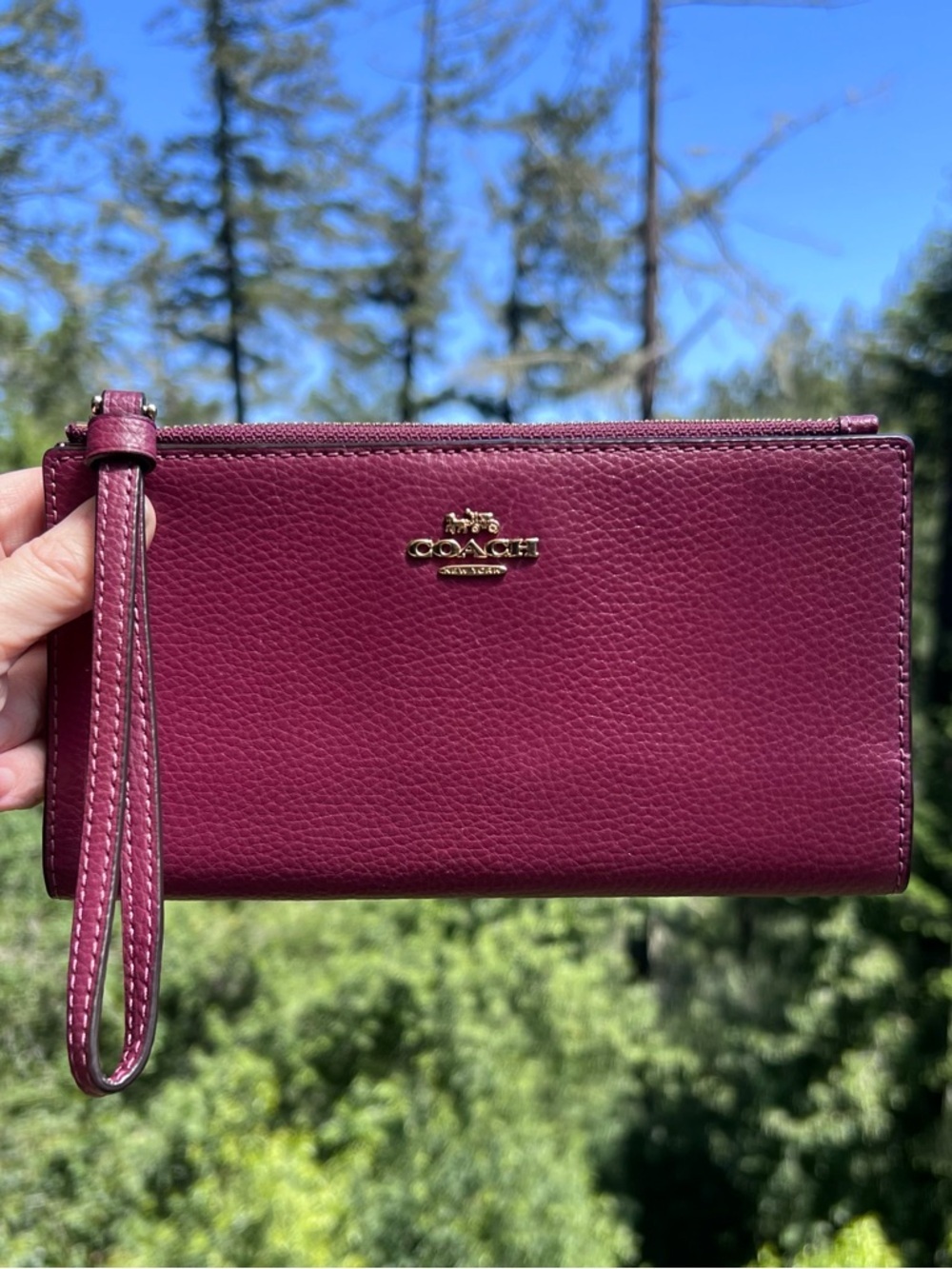 COACH Leather Wallet Wristlet Clutch w Purple Pebble Leather AUTHENTIC